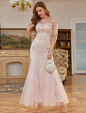Robe de la mère de la mariée en perles gris-rose étincelant