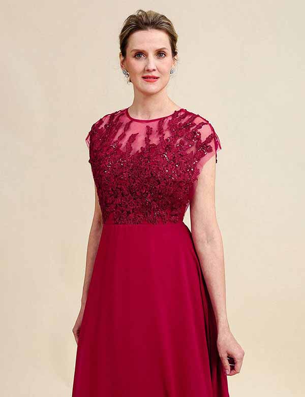 Robe de la mère de la mariée en mousseline avec dentelle