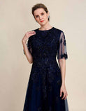 Robe de la mère de la mariée en dentelle perlée, étincelante, bleu marine