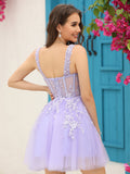 Robe courte de bal de fin d'année à bretelles corsetées