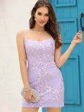 Robe de bal de fin d'année courte en dentelle lilas