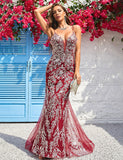 Robe Longue De Bal De Fin D'année à Bretelles étincelantes En Bourgogne Avec Bronzage
