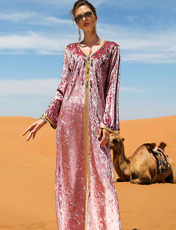 Caftan en Velours Rose à Strass