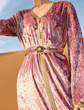 Caftan en Velours Rose à Strass