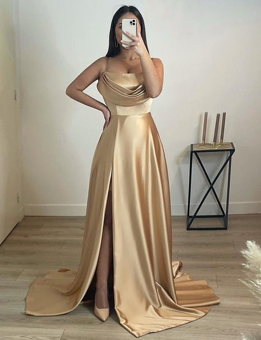 Robe de Soirée en Satin Champagne avec Fente