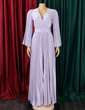 Robe à col en V et ourlet plissé sexy et pressé