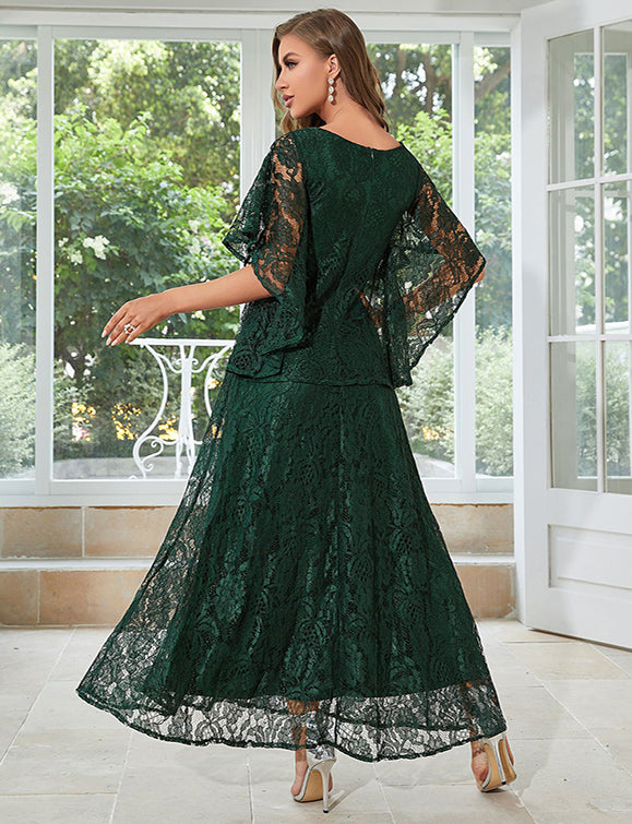 Robe en dentelle au tempérament élégant