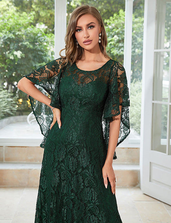 Robe en dentelle au tempérament élégant