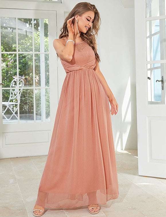 Robe dos nu brodée à taille haute