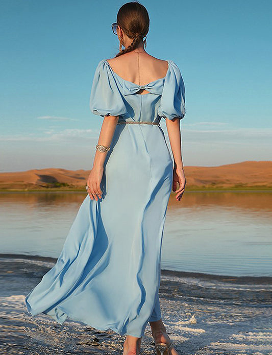 Robe en diamant cousue à la main, décolleté une pièce, bleu ciel