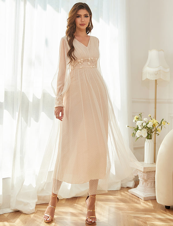 Robe de Soirée en Dentelle Douce et Élégante