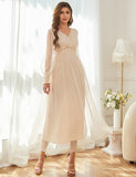 Robe de Soirée en Dentelle Douce et Élégante
