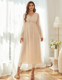 Robe de Soirée en Dentelle Douce et Élégante