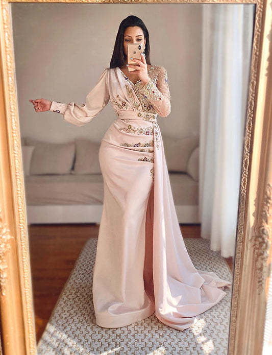 Robe de Soirée Brodée en Satin Rose Clair Sirène