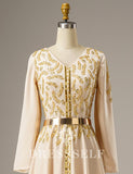 Caftan Marocain avec Perlés de Champagne