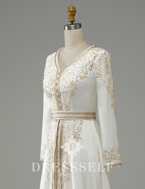 Blanc Caftan Marocain avec Broderie